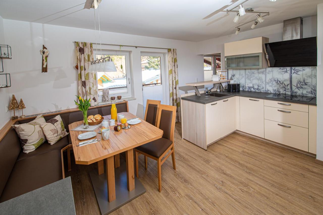 Appartment Lechner Neukirchen am Großvenediger エクステリア 写真